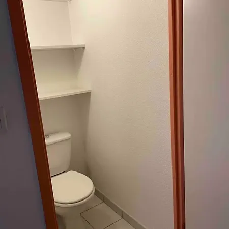 Maisonnette Ti Lézard Au Calme à 100 Mètres De La Casa vacanze Frontignan